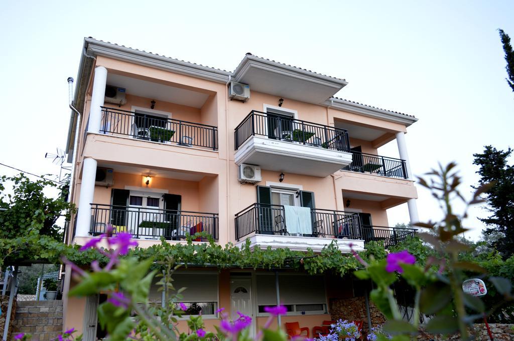 Despoina Rooms Tsoukaládhes Exterior foto